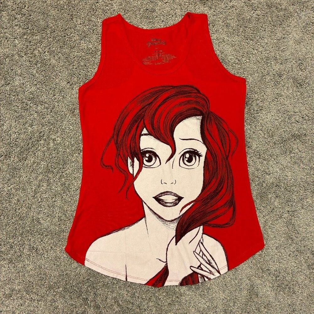 Disney Princess Ariel Little Mermaid Graphic Women’s M Red Tank Top Racerback